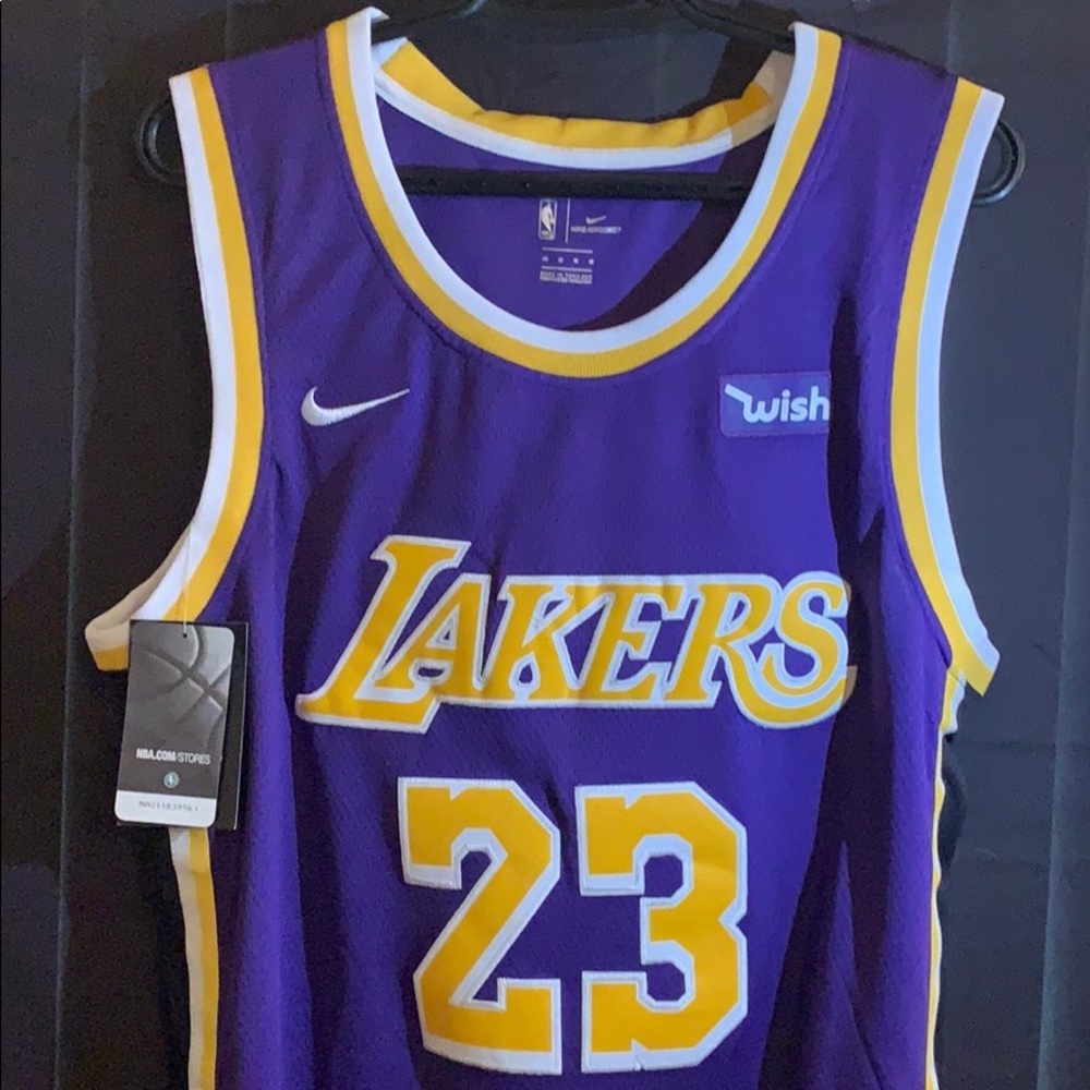 Nike LeBron James Lakers (statement)edition 